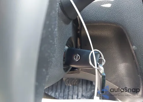 2016 Nissan Rogue S/Sl/Sv z USA, uszkodzony, nr VIN 5N1AT2MV2GC745835